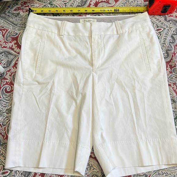 Banana Republic white Martin fit Bermuda shorts - Picture 1 of 8